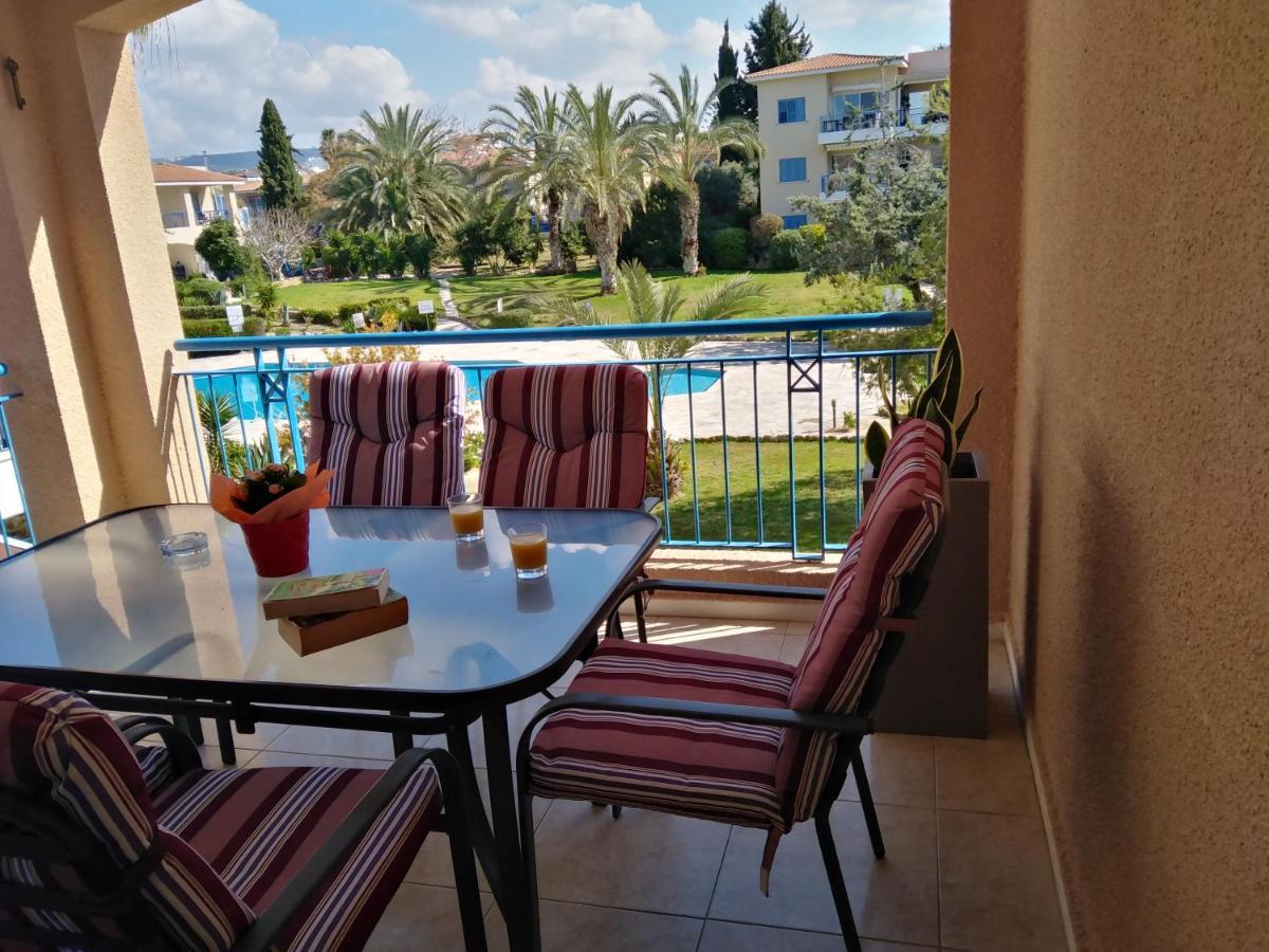 Paradise Gardens II Anastasia Apartment Paphos Eksteriør billede