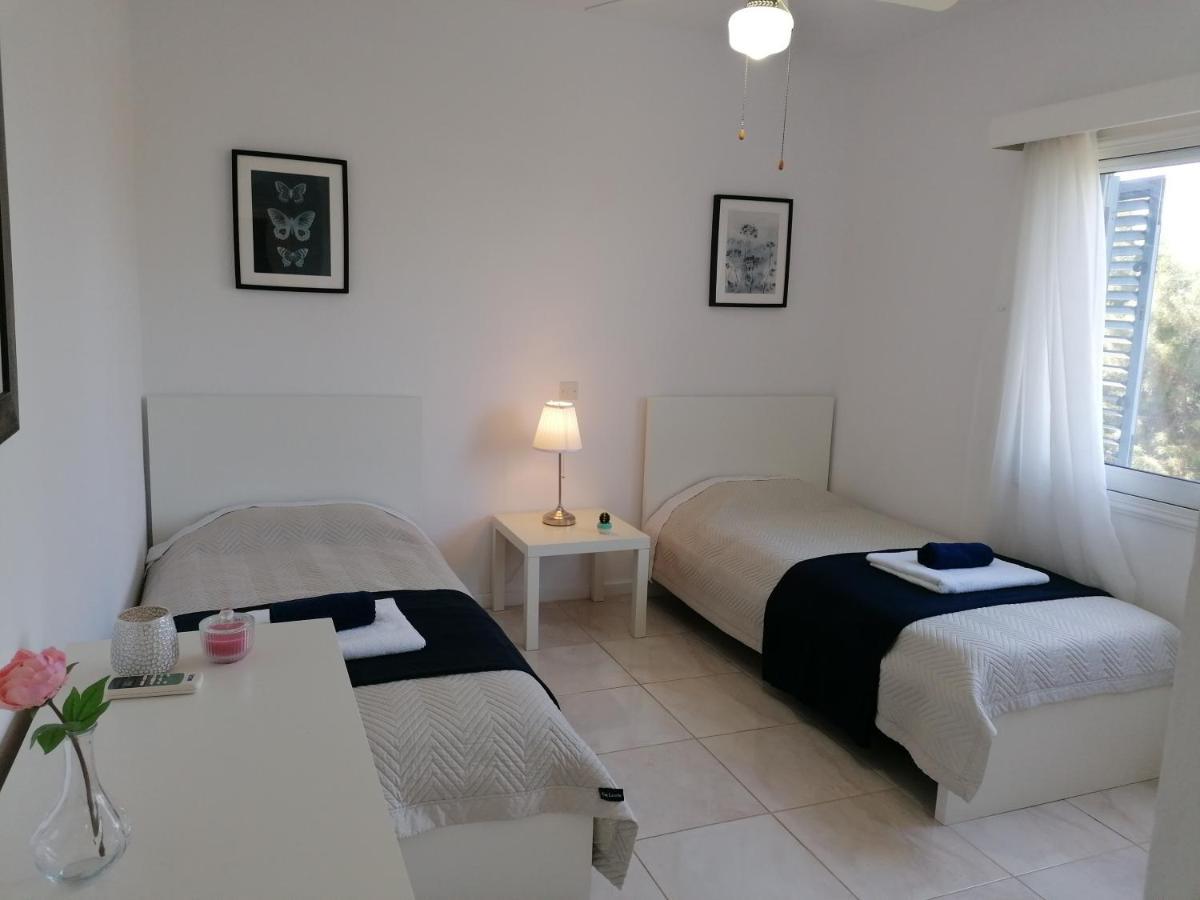 Paradise Gardens II Anastasia Apartment Paphos Eksteriør billede